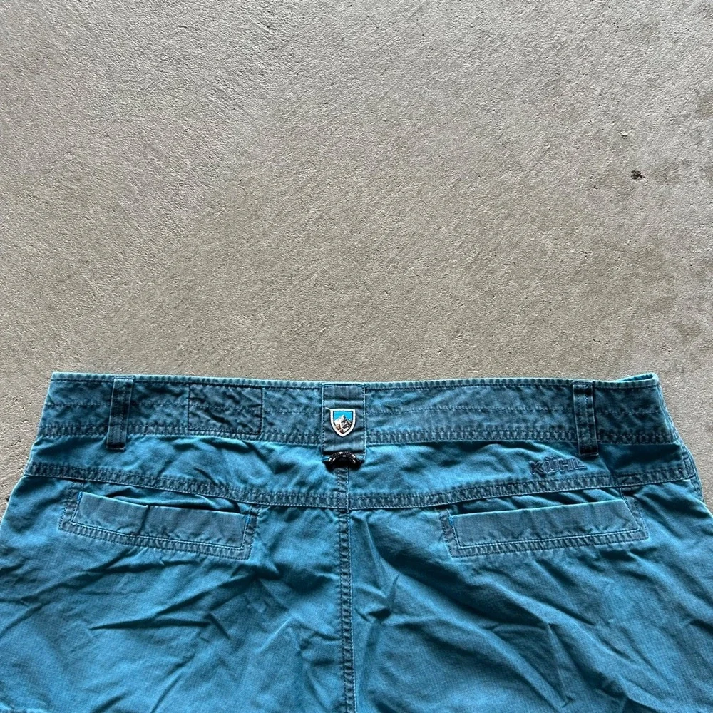 KUHL‎ Ambush Cargo Shorts Mens 40 Teal Blue ÜberKÜHL Hiking Outdoor 9-Pocket